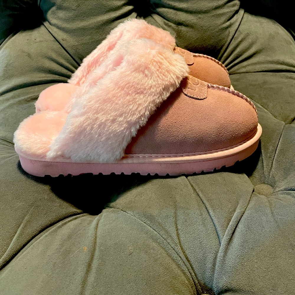 Pink UGGS Size 8!